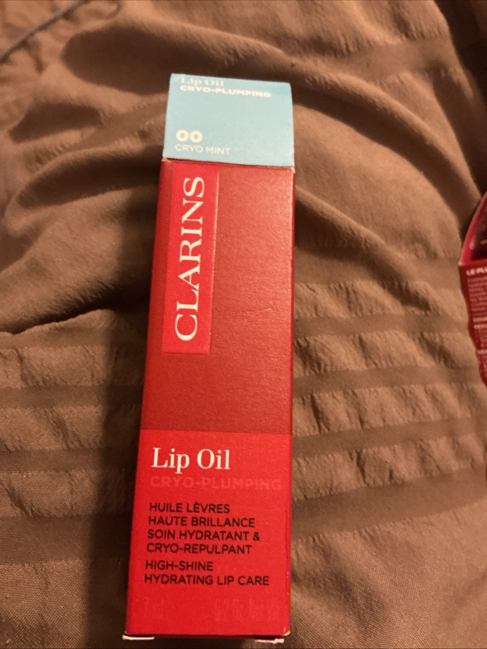 Clarins Lip Oil Cryo-Plumping - Red Box with Light Mint Top